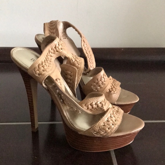 Woman bakers heels - Picture 1 of 3